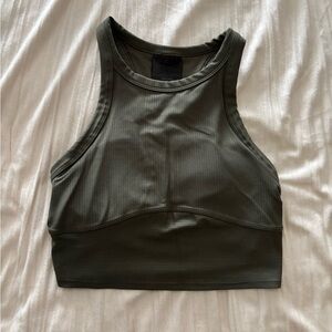 Lululemon cropped tank